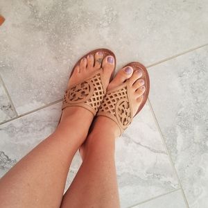 TORY BURCH Nude Thong size 38